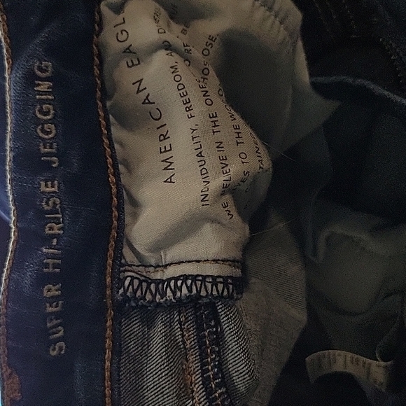 American Eagle Super Hi Rise Jegging Sz 2 - Picture 6 of 11